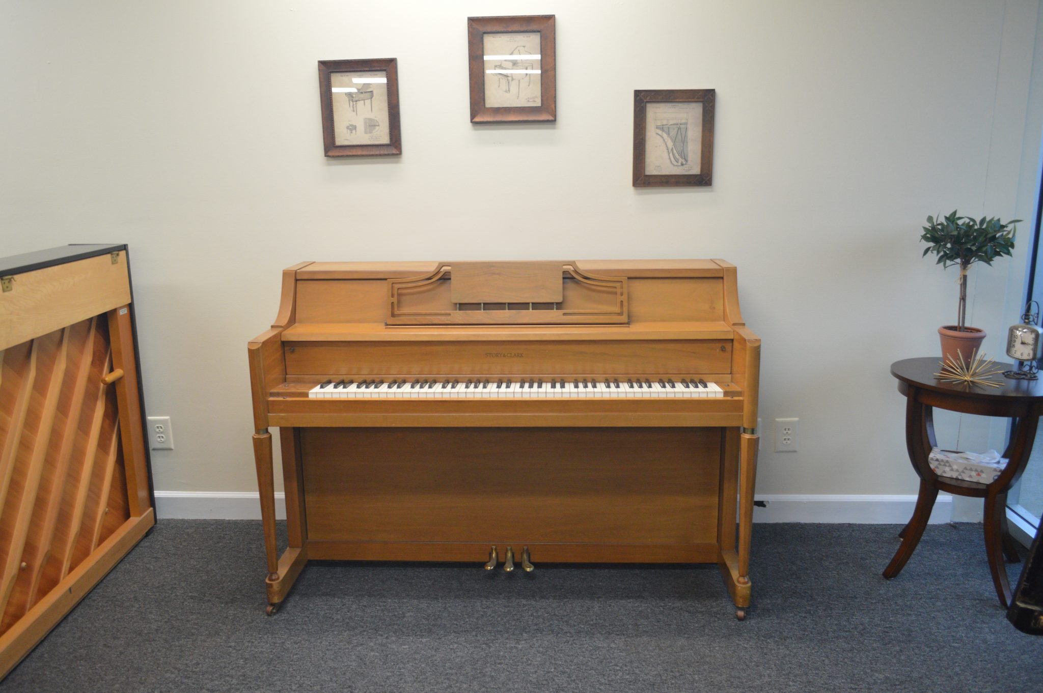 story and clark piano review